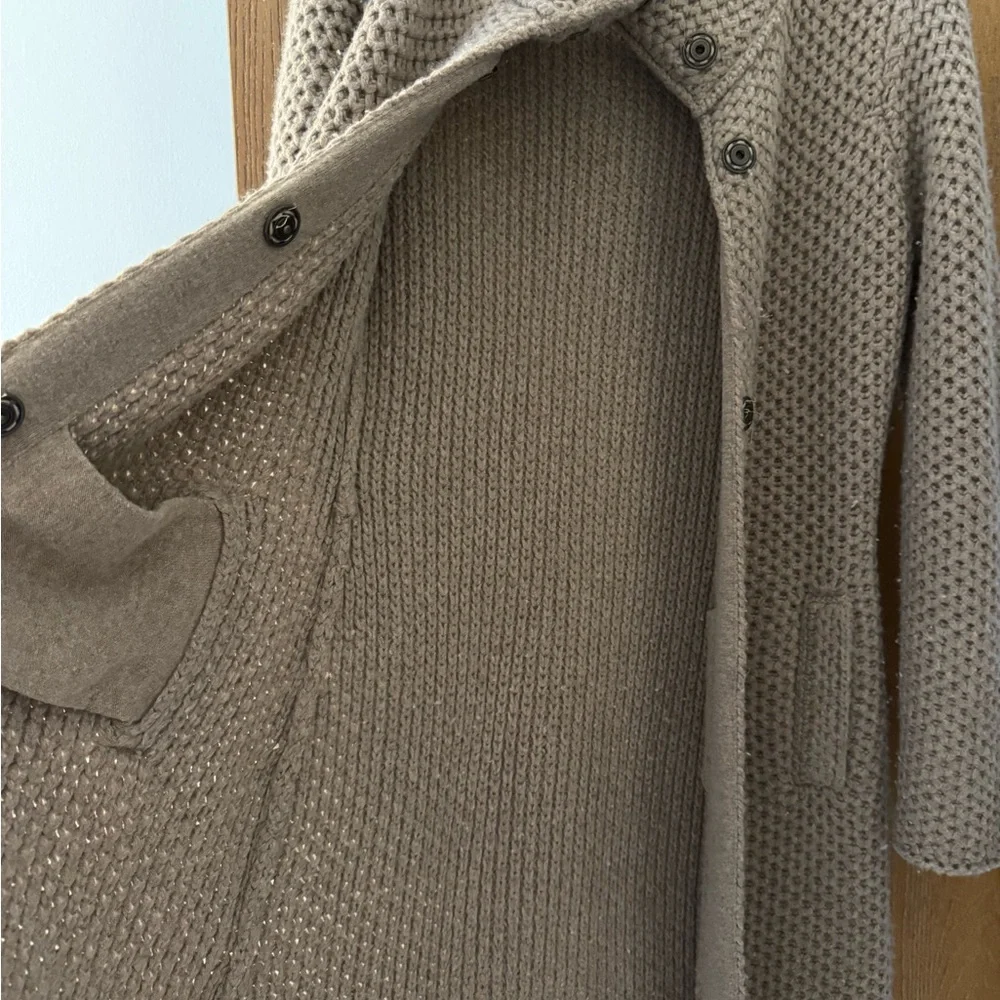 Elegant Tan Women's Coat - Picture 3 of 7